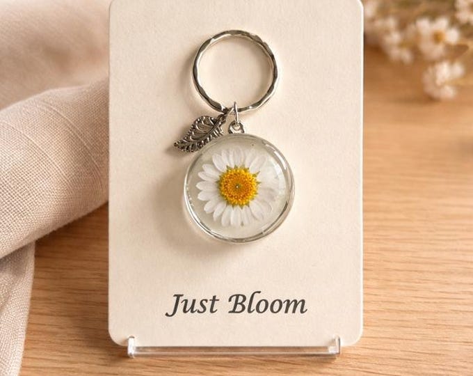 Glass Encased Daisy:  Just Bloom Key Ring