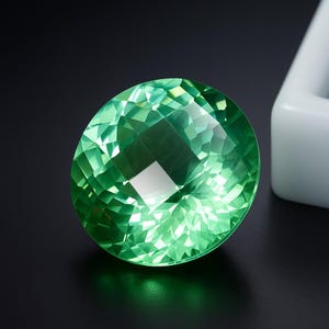 Türkisgrüner Saphir Edelstein: 15,15 ct, Rundschliff, Sri Lanka