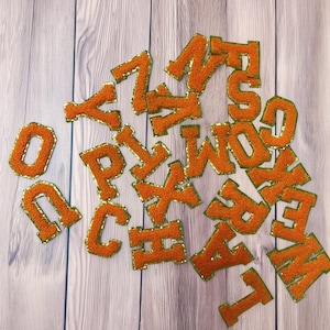 Letras em chenille, remendo de letras em chenille para passar a ferro, letras para remendo de roupas, glitter dourado, monograma faça você mesmo, bordado de alfabeto moderno para passar a ferro.