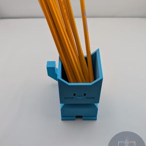 Cute Cat Pencil Holder | 3D Printed Desk Organizer, Pen Cup for Office, Teacher Gift, Makeup Brush Holder, Back to School, Minimalist Decor