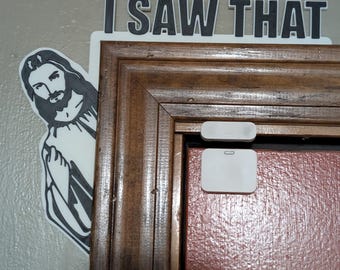 Jesus "I Saw That" Door Corner Sign | Funny Christian Home Decor, Religious Gag Gift, Faith Wall Art, Left or Right Sided Frame Sitter