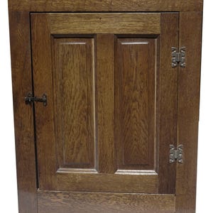 Vintage Corner Cabinet: Late 19th century to early 20th century