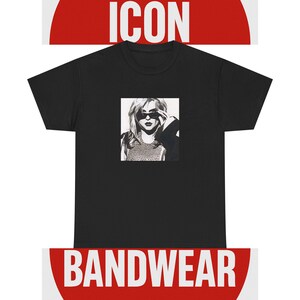 Cartoon Punk Diva T-Shirt - Limitierte Retro Band Icon Tee, Teil der 50-Music-Icon Serie