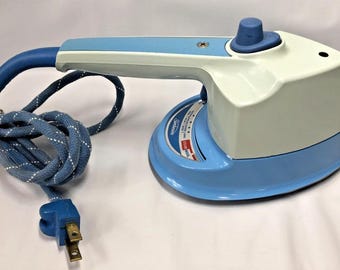 Vintage Sunbeam Compact Travel Iron with Shot of Steam U.S.A. Model SW1 Works