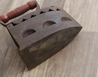 Vintage old Wooden Handle Cast Iron Coal Ironing Clothe Press collectible Rare