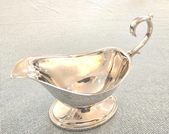 Victoria Silverplate Gravy Boat – Castle Mark – Antique 1920s Pedestal Sauce Boat