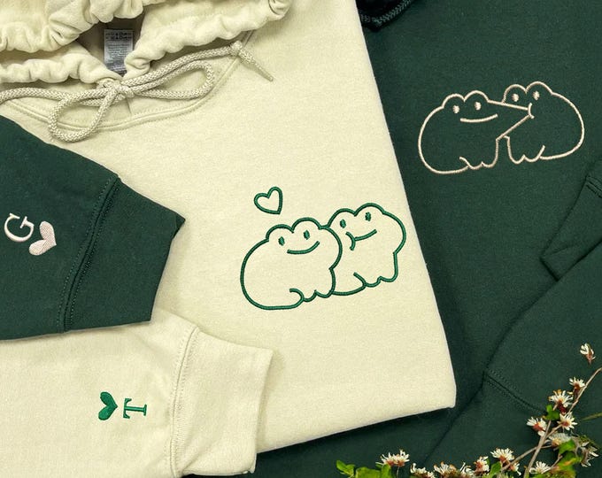 Custom Frog Couple Embroidered Hoodie with Roman Date & Initials - Matching Hoodies For Couple - 1st Anniversary Gift for Couples