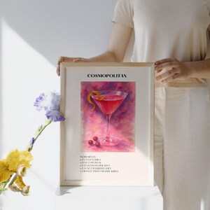Plakat Cosmopolitan – Przepis na napój akwarelowy Wydruk – Dekoracja wózka barowego, Sztuka ścienna do kuchni, Estetyczny wydruk alkoholu, Ilustracja koktajlu A2
