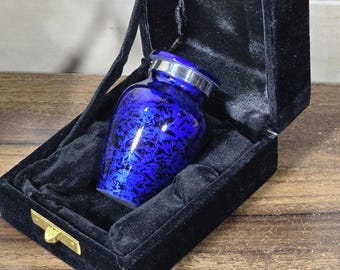 Small Cremation Urn for Human Ashes – Set of 1 Mini Keepsake Urn
