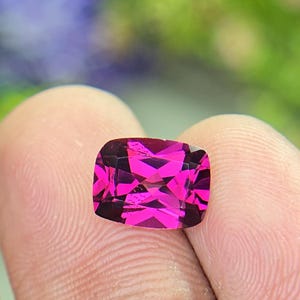 Natural Rhodolite Garnet 9x7 mm Cushion Cut Raspberry Pink Loose Gemstone Precision Cut Sparkling Gem for Ring Pendant Jewelry 2.79 Ct#Q.806