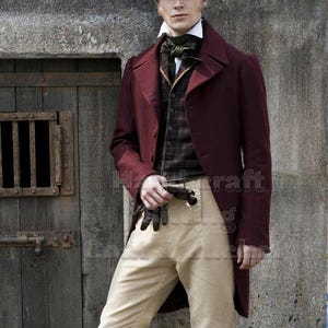 Men&#39;s Burgundy Wool Regency Tailcoat: 18th Century Historical Frock Coat