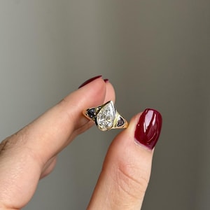 Pear Moissanite Ring Set 10/14K Yellow Gold Wedding Ring Set Pear Engagement Ring Set Anniversary Ring Promise Ring Bridal Ring Wedding Ring