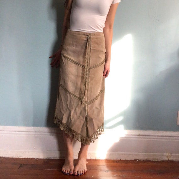 Vintage Suede Leather Midi Length Skirt- Size 4- … - image 1