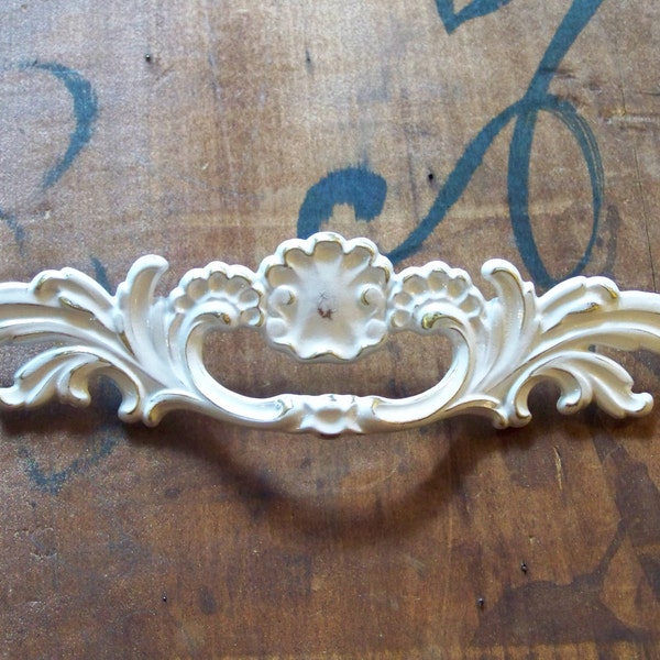 SET OF 6 - Vintage Shabby Chic Handles / Refinished Elegant and Exquisite