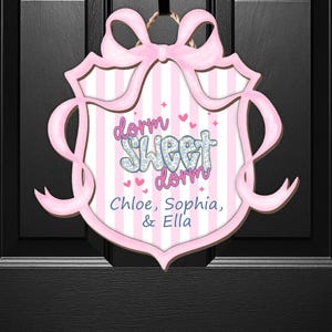 Letrero personalizado para puerta de dormitorio, decoración para dormitorio universitario, letrero para habitación de chicas, letrero personalizado con el nombre de tu compañero de cuarto, letrero para puerta de compañero de cuarto, colgador de puerta coquette