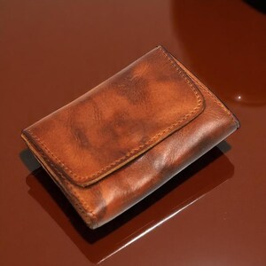 Cartera vintage de piel auténtica para hombre y mujer: tarjetero pequeño plegable y monedero hecho a mano.