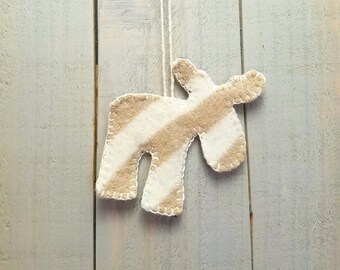 Enfeite de alce em feltro de lã - Listras