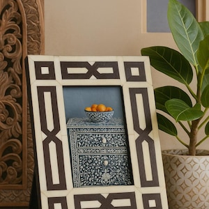 Decorative Inlay Photo Frame | Handmade Bone Inlay Frame| Ethnic Wooden Photo Display | Unique Gift Idea| Vintage Photo Frame| Home Decor