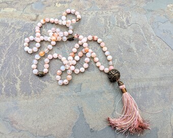 Pink Cherry Blossom Agate 108 Stone Bead Mala for Meditation Mantra Bead Brass Guru Japa Mala for Yoga Meditation Gemstone Necklace