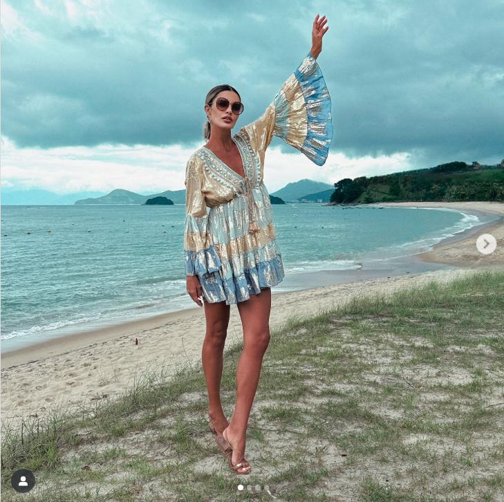 boho lace off the shoulder wedding dress Zapaka Women Ivory A Line Ruffled 2-piece Bridal Dress with Slit, Ivory / US22W Desiree is for the PublishMonth: 05-2026 US Size - Made To Order:12 Slit Damas Dresses Royal