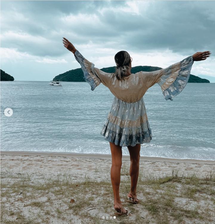 beachy sequin dress Flared Sleeve Plunge Neck Starfish Trim Detail Mini Beach In Gold | EGO US catching sequins transforms this piece from simple beachwear to a luxurious resort essential Lace-Up Multicolor Long Prom Dress