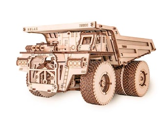 Drewniany model ciężarówki BELAZ 75600: układanka 3D, silnik z gumką, montaż bez kleju