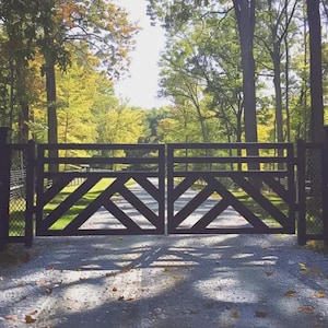 Driveway Metal Gate / Swing Gate - MPower Design - MG0017