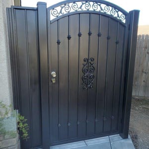 Classic Privacy Design / Pedestrian Metal Gate / Single Gate - SG0004