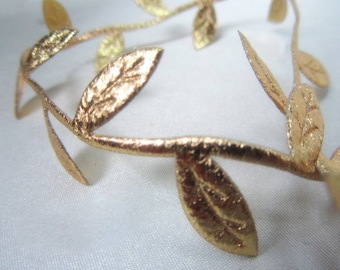 10 yards Metallic Gold Vining Leaf Trim on a factory roll