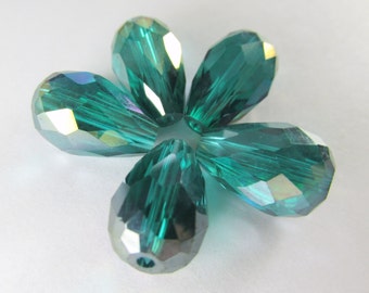 6 Emerald Green 14mm x 10mm Faceted Crystal Teardrops Jewelry beads drilled end to end