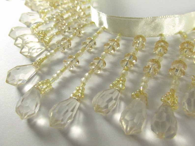 Beige Gold Graduated 2.75 Medium Teardrop Beaded Fringe Decorator Beaded Trim 1/2 Yards