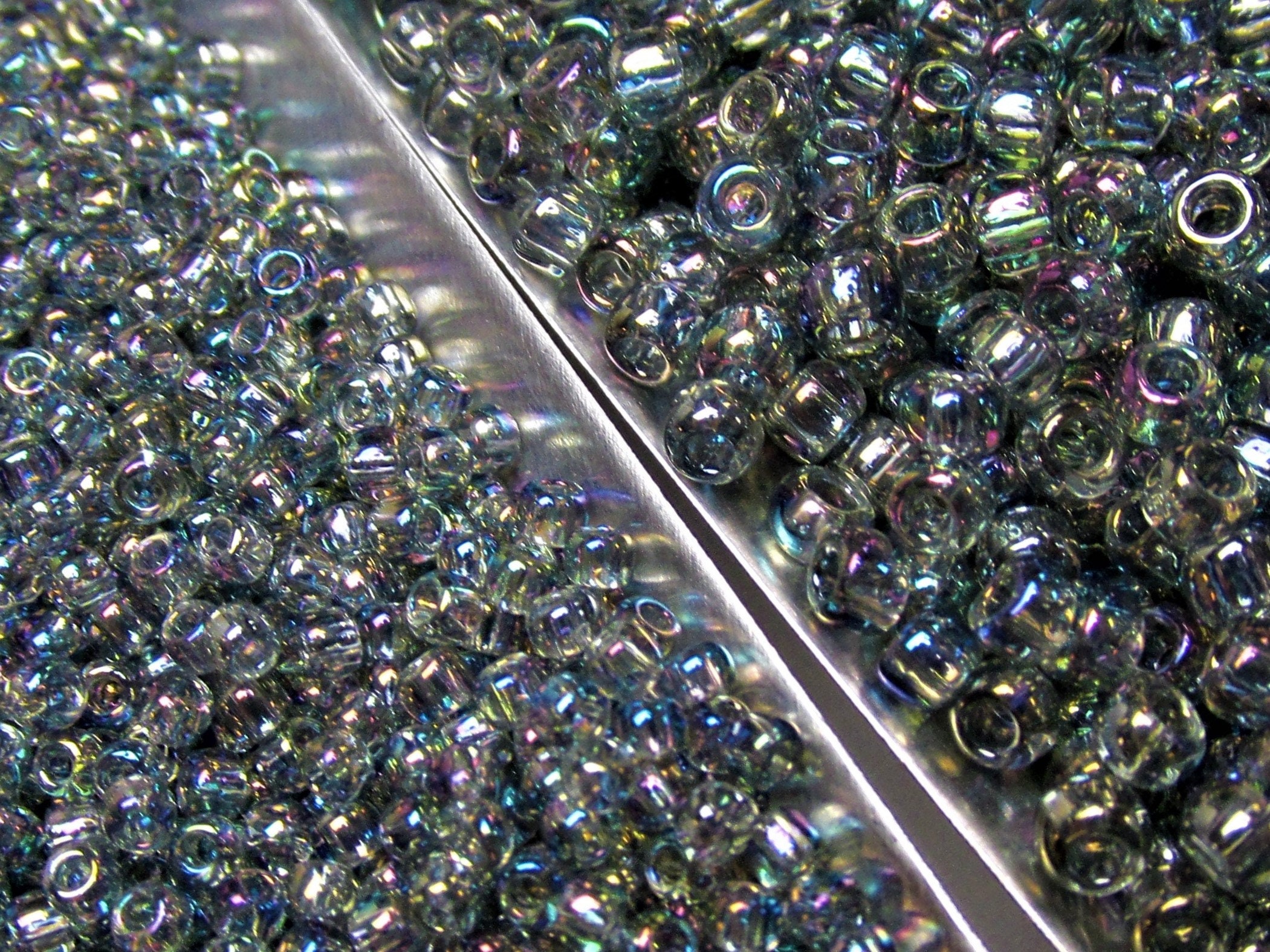 8-133, Miyuki 22g Transparent Topaz 8-133, Miyuki 22g Transparent Topaz