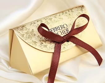 Gold dreieckige Geschenkboxen mit floralem Laserschnitt, Schleife (für 2 Ferrero-Pralinen)