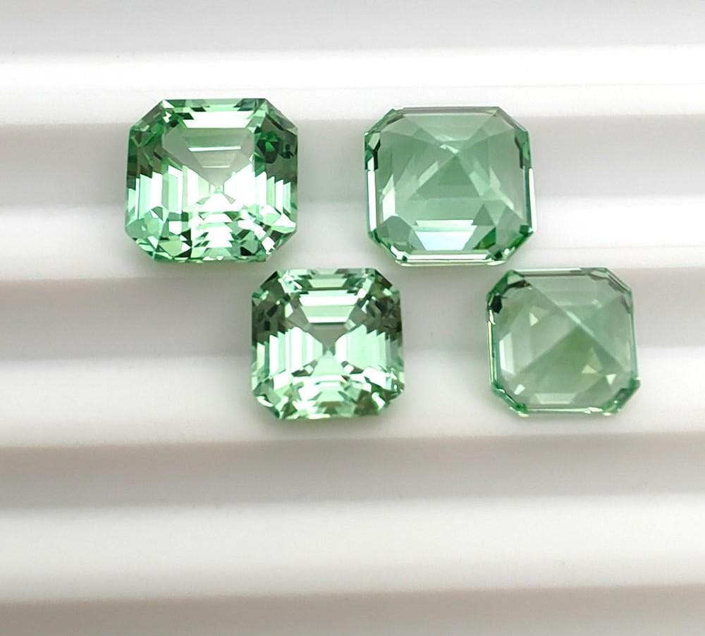 AAA Naturale Perfetto Spinello Verde Ceylon Sciolto Taglio Asscher