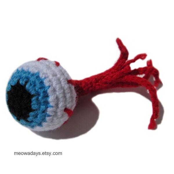 Eyeball organic catnip crocheted toy