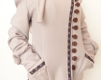 Elegant and Stylish Women's Coat with Buttons and Lace (Scarf)