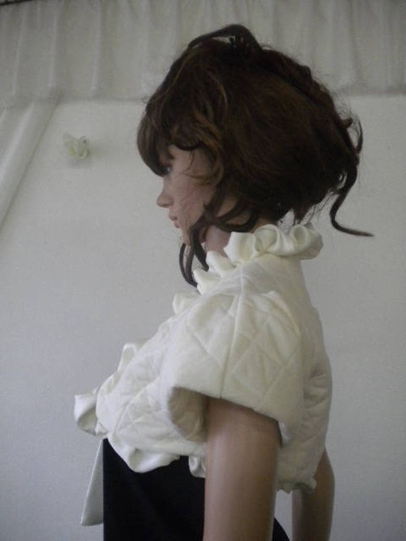 Elegant ladies bolero with lining.