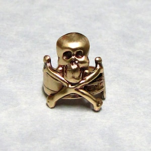 Pirate Nautical Ear Cuff ' sword and skull and cross bone ' image 3