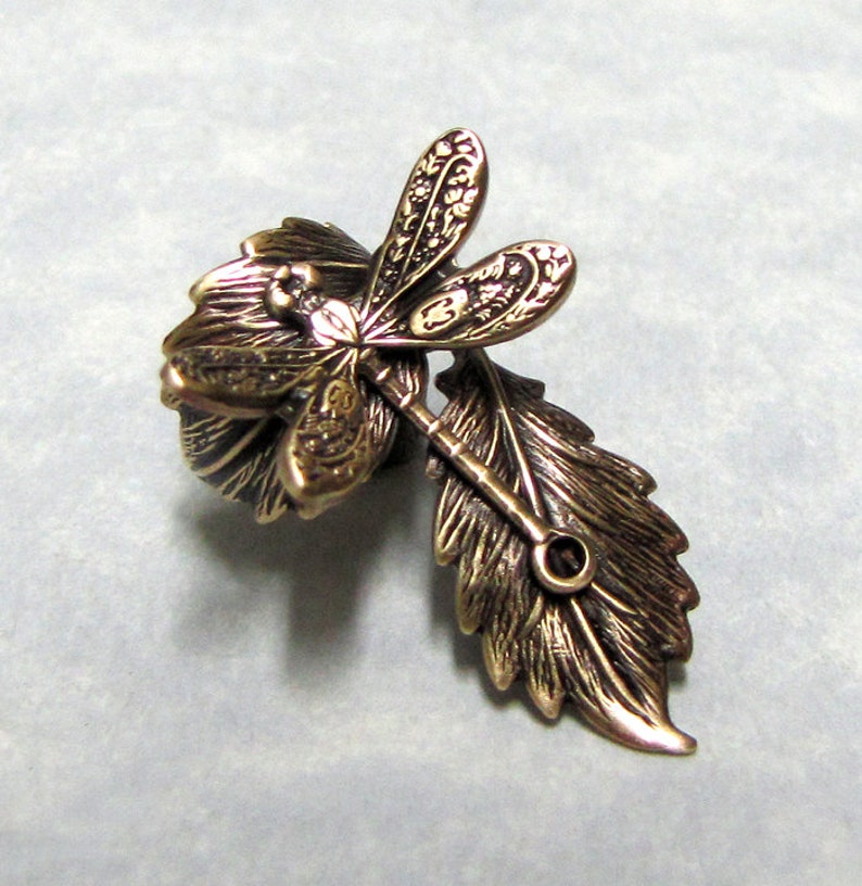 Dragonfly Leaf Ear Cuff image 4