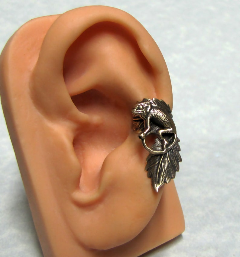 Chameleon Leaf ear cuff image 5