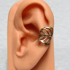 Forest Filigree Leaf Ear Cuff