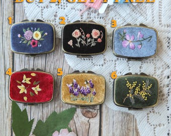 Velvet Hand-Embroidered Mini Jewelry Box with Mirror – Floral Design Gift for Her