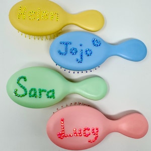 Custom Mini Hairbrush Detangle Personalized Brush Custom Travel Brush Compact Hairbrush Girl Gift Bedazzle Name Rhinestone Kid Party Favor