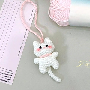 Crochet Mini Cat Pattern PDF, Cute Kitty Keychain, Black & White Kitty Amigurumi, Bag Charm, Birthday Gift Idea, Stuffed Animal