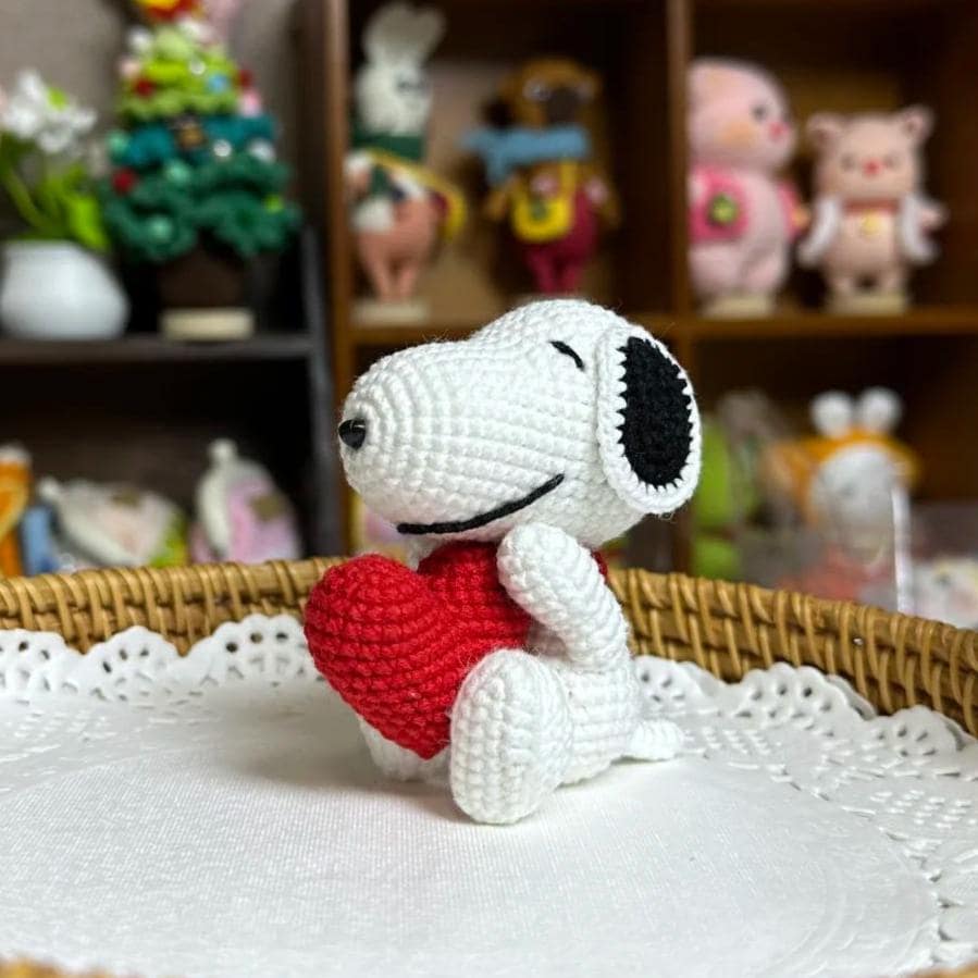Snoopy Puppy Keychain Crochet Tutorial