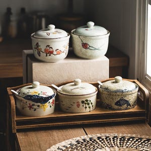 Ceramiczny słoik na przyprawy w stylu japońskim z pokrywką – kremowy, szkliwiony pojemnik na przyprawy z łyżeczką do soli i cukru, do przechowywania w kuchni
