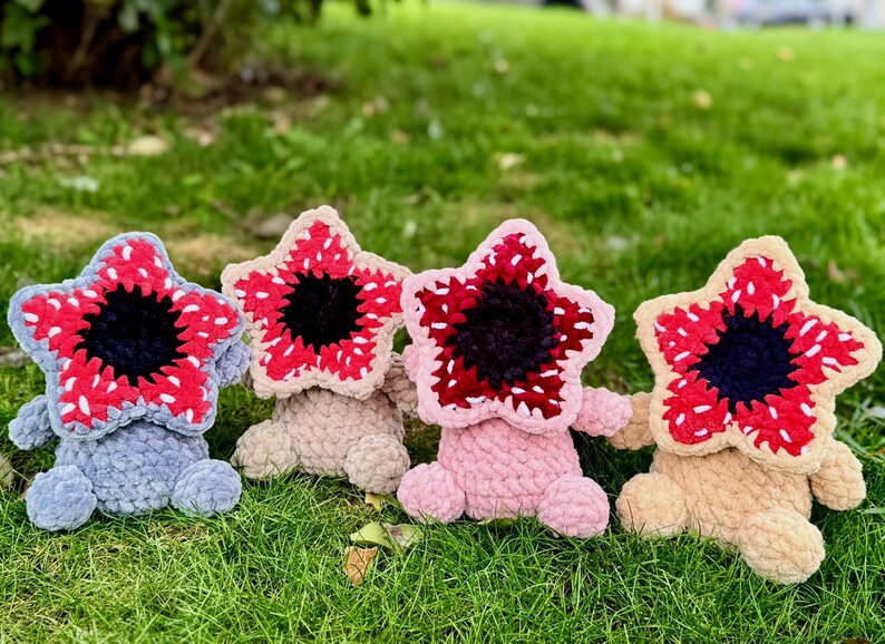 Plüschtier Elf Aus Stranger Things – 22 Cm Sitzend, Offizielles Merchandise Für Fans Und Kinder