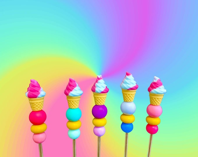 8" Single Scoop Swirl Ice Cream Amigurumi Sewing Stick: Crochet Plushie Aid | Plushie Knitting Needle | Foodie Ice Cream Cone Ami Stick