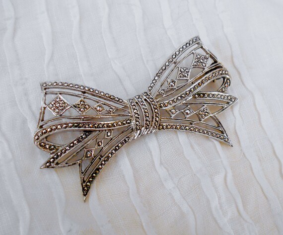 Vintage large sterling silver and marcasite bow b… - image 3