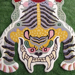 Tibetan Tiger Rug | Tiger Wool Animal Shaped Carpet 3x5ft | Handmade Accent Rug | BOHO Jungle Theme | Vibrant tiger décor for Birthday gift